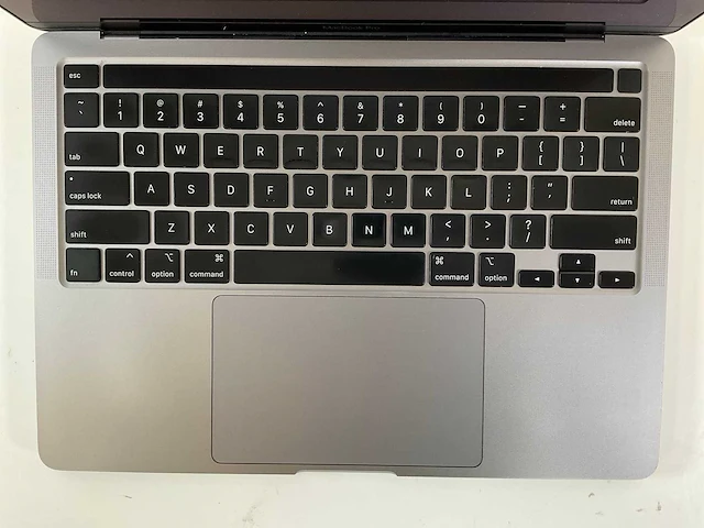 Apple macbook pro 13.3”, core(tm) i7 10th gen, 16 gb ram, 500 gb nvme laptop - afbeelding 4 van  7