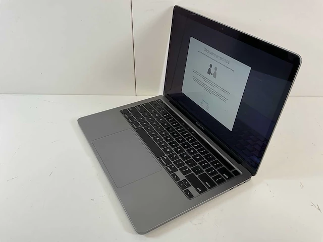 Apple macbook pro 13.3”, core(tm) i7 10th gen, 16 gb ram, 500 gb nvme laptop - afbeelding 3 van  7