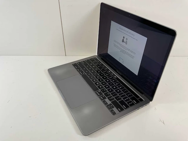 Apple macbook pro 13.3”, core(tm) i7 10th gen, 16 gb ram, 500 gb nvme laptop - afbeelding 3 van  7