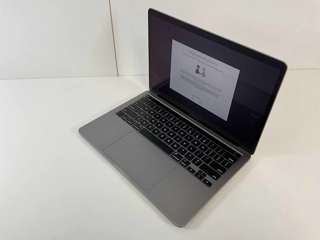 Apple macbook pro 13.3”, core(tm) i7 10th gen, 16 gb ram, 500 gb nvme laptop - afbeelding 3 van  7