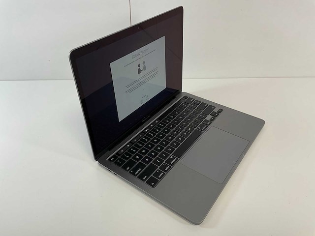 Apple macbook pro 13,3”, core(tm) i7 10th gen, 16 gb ram, 500 gb nvme laptop - afbeelding 2 van  7