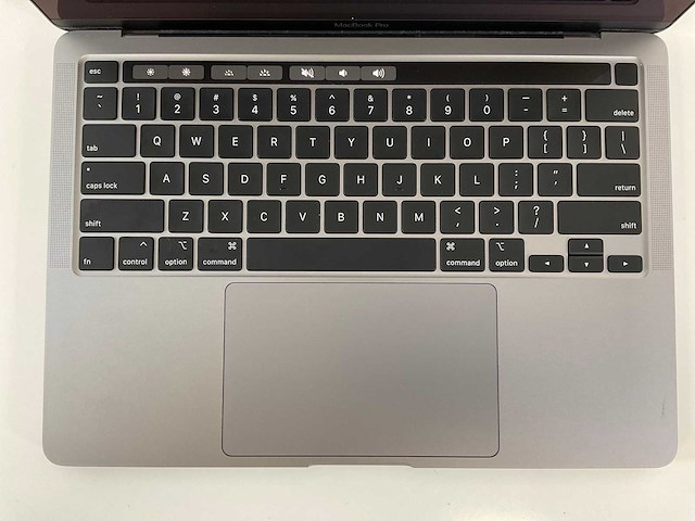 Apple macbook pro 13,3”, core(tm) i7 10th gen, 16 gb ram, 500 gb nvme laptop - afbeelding 4 van  7