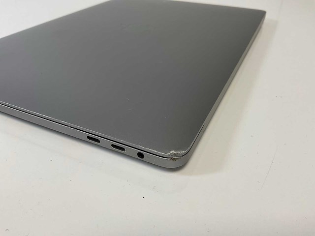 Apple macbook pro 13.3”, core(tm) i7 10th gen, 16 gb ram, 512 gb nvme laptop - afbeelding 8 van  8