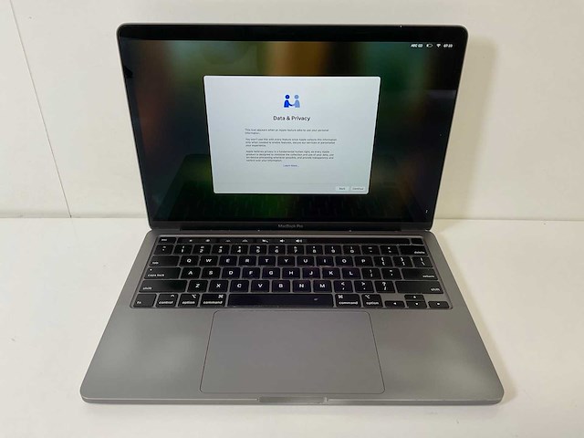 Apple macbook pro 13.3”, core(tm) i7 10th gen, 16 gb ram, 512 gb nvme laptop - afbeelding 1 van  7