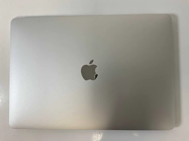 Apple macbook pro 13.3”, core(tm) i7 10th gen, 32 gb ram, 1 tb nvme laptop - afbeelding 5 van  7