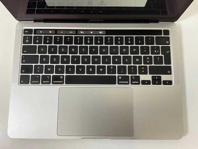 Apple macbook pro 13.3”, core(tm) i7 10th gen, 32 gb ram, 1 tb nvme laptop - afbeelding 4 van  7