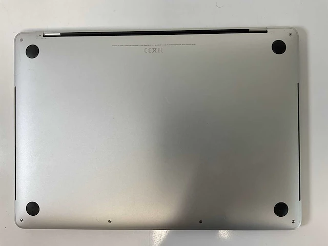 Apple macbook pro 13.3”, core(tm) i7 10th gen, 32 gb ram, 1 tb nvme laptop - afbeelding 6 van  7