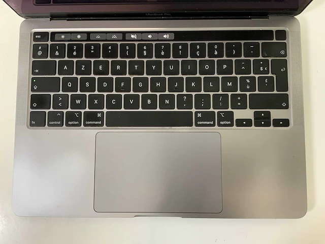 Apple macbook pro 13.3”, core(tm) i7 10th gen, 32 gb ram, 500 gb nvme laptop - afbeelding 4 van  7