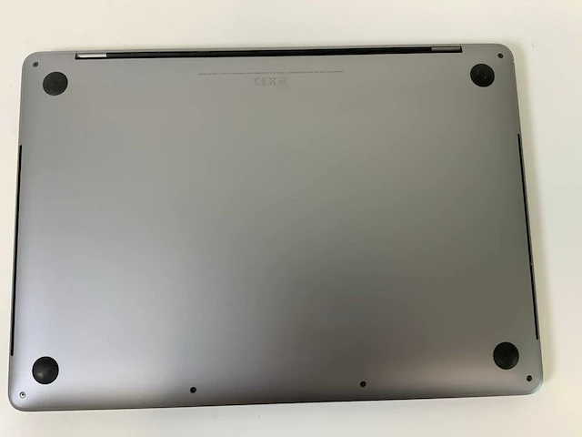 Apple macbook pro 13.3”, core(tm) i7 10th gen, 32 gb ram, 500 gb nvme laptop - afbeelding 6 van  7