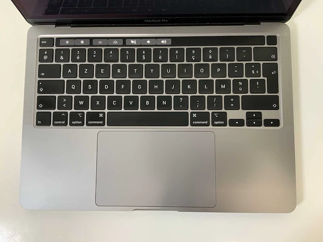 Apple macbook pro 13.3”, core(tm) i7 10th gen, 32 gb ram, 500 gb nvme laptop - afbeelding 4 van  7