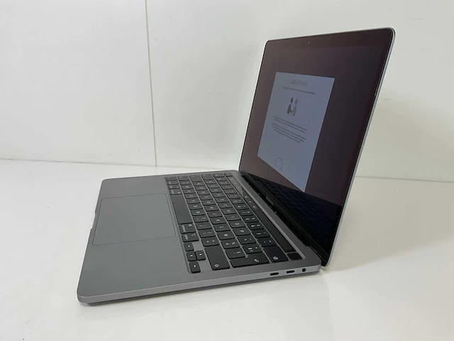 Apple macbook pro 13.3”, core(tm) i7 10th gen, 32 gb ram, 500 gb nvme laptop - afbeelding 3 van  7