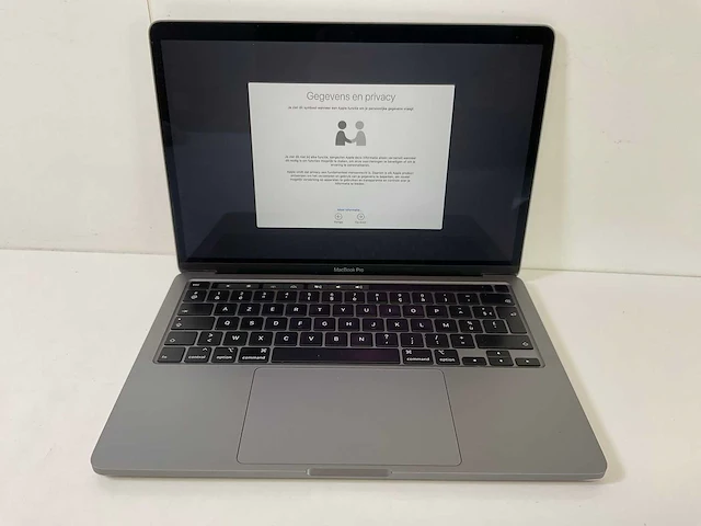 Apple macbook pro 13.3”, core(tm) i7 10th gen, 32 gb ram, 500 gb nvme laptop - afbeelding 1 van  7