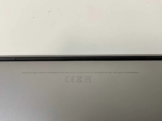 Apple macbook pro 13.3”, core(tm) i7 10th gen, 32 gb ram, 500 gb nvme laptop - afbeelding 7 van  7