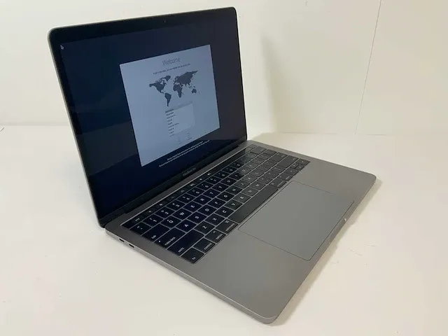 Apple macbook pro 13.3”, core(tm) i7 6th gen, 16 gb ram, 251 gb nvme laptop - afbeelding 3 van  6