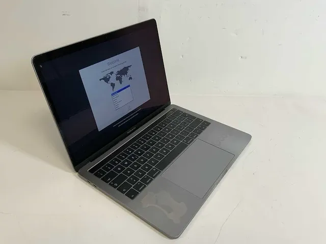 Apple macbook pro 13.3", core(tm) i7 7th gen, 16 gb ram, 251 gb nvme laptop - afbeelding 5 van  6