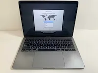 Apple macbook pro 13.3”, core(tm) i7 7th gen, 16 gb ram, 251 gb nvme laptop