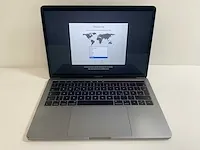 Apple macbook pro 13.3”, core(tm) i7 7th gen, 16 gb ram, 251 gb nvme laptop