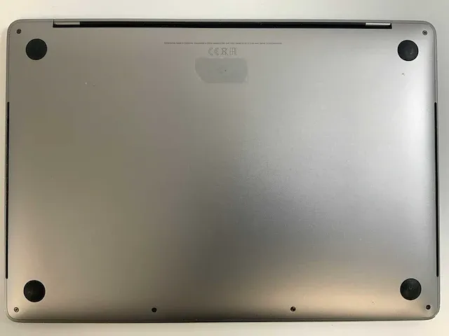 Apple macbook pro 13.3”, core(tm) i7 7th gen, 16 gb ram, 251 gb nvme laptop - afbeelding 6 van  6