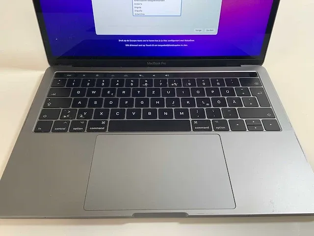 Apple macbook pro 13.3”, core(tm) i7 7th gen, 16 gb ram, 251 gb nvme laptop - afbeelding 4 van  6