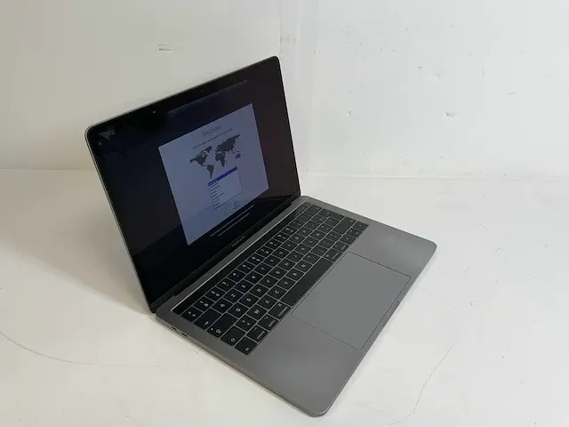 Apple macbook pro 13.3", core(tm) i7 7th gen, 16 gb ram, 251 gb nvme laptop - afbeelding 2 van  6