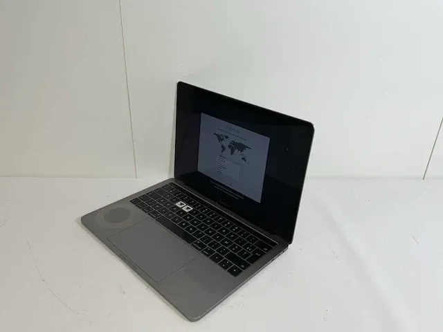 Apple macbook pro 13.3", core(tm) i7 7th gen, 16 gb ram, 251 gb nvme laptop - afbeelding 3 van  6