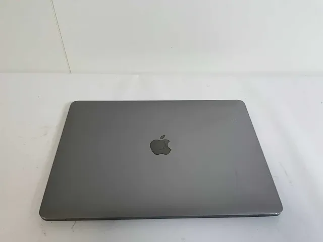Apple macbook pro 13.3", core(tm) i7 7th gen, 16 gb ram, 251 gb nvme laptop - afbeelding 5 van  6