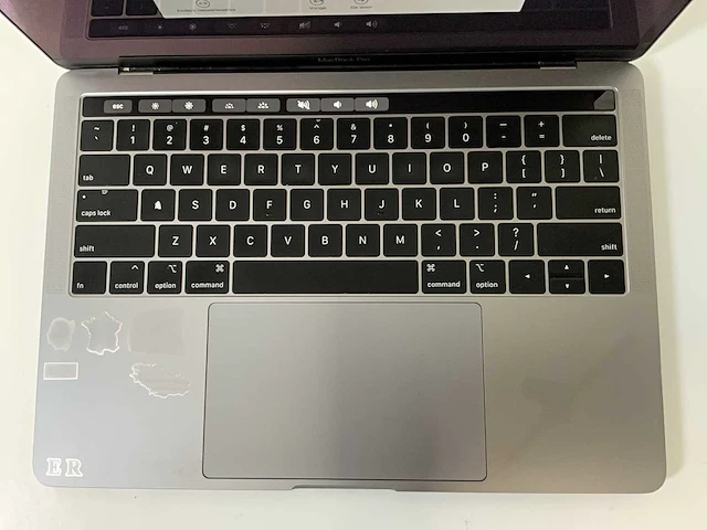 Apple macbook pro 13.3”, core(tm) i7 8th gen, 16 gb ram, 1 tb nvme laptop - afbeelding 4 van  6