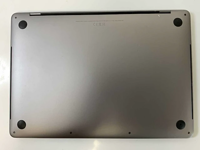 Apple macbook pro 13.3”, core(tm) i7 8th gen, 16 gb ram, 1 tb nvme laptop - afbeelding 6 van  8