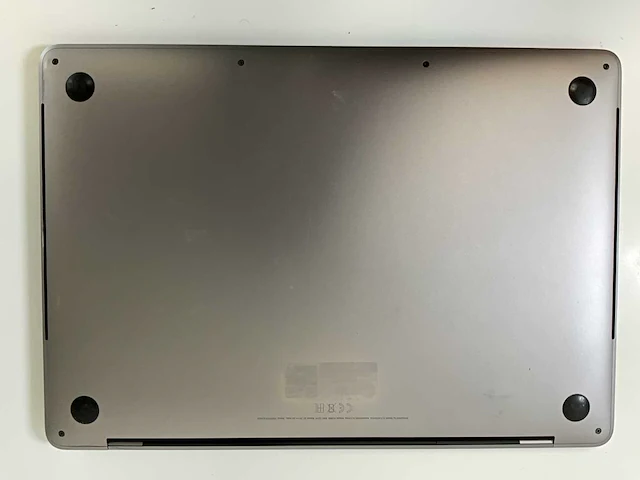Apple macbook pro 13.3”, core(tm) i7 8th gen, 16 gb ram, 1 tb nvme laptop - afbeelding 6 van  7