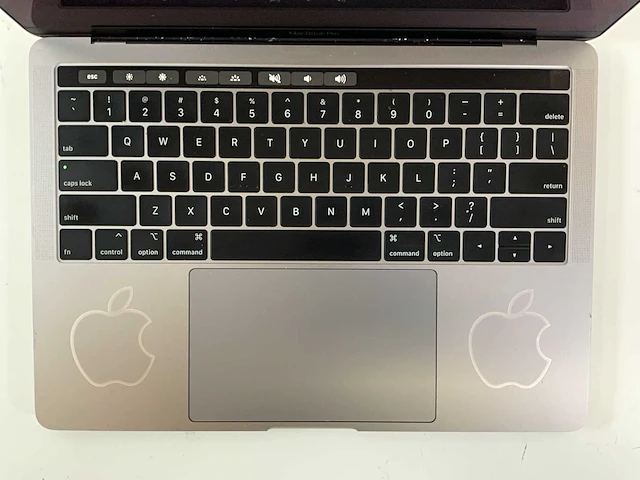 Apple macbook pro 13.3”, core(tm) i7 8th gen, 16 gb ram, 1 tb nvme laptop - afbeelding 4 van  7