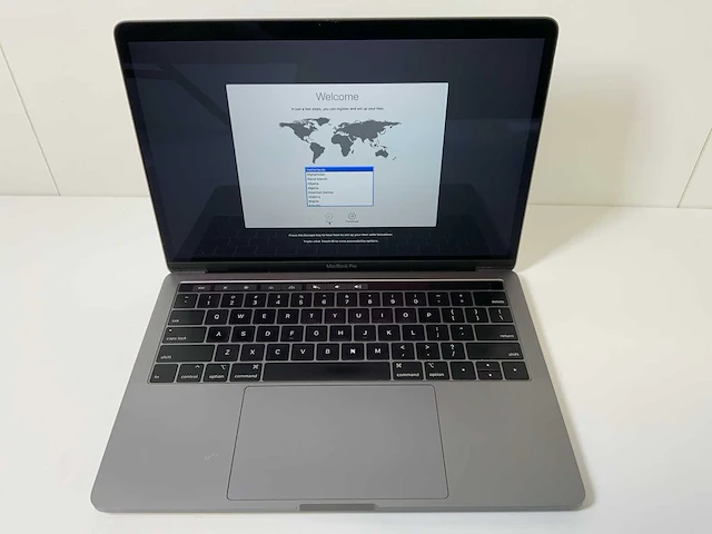 Apple macbook pro 13.3”, core(tm) i7 8th gen, 16 gb ram, 1 tb nvme laptop - afbeelding 1 van  7