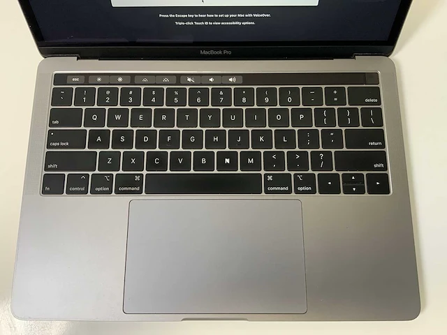 Apple macbook pro 13.3”, core(tm) i7 8th gen, 16 gb ram, 1 tb nvme laptop - afbeelding 4 van  7
