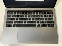 Apple macbook pro 13.3”, core(tm) i7 8th gen, 16 gb ram, 1 tb nvme laptop - afbeelding 4 van  7
