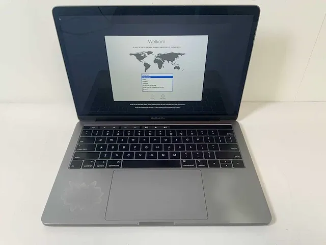 Apple macbook pro 13.3”, core(tm) i7 8th gen, 16 gb ram, 251 gb nvme laptop - afbeelding 1 van  6