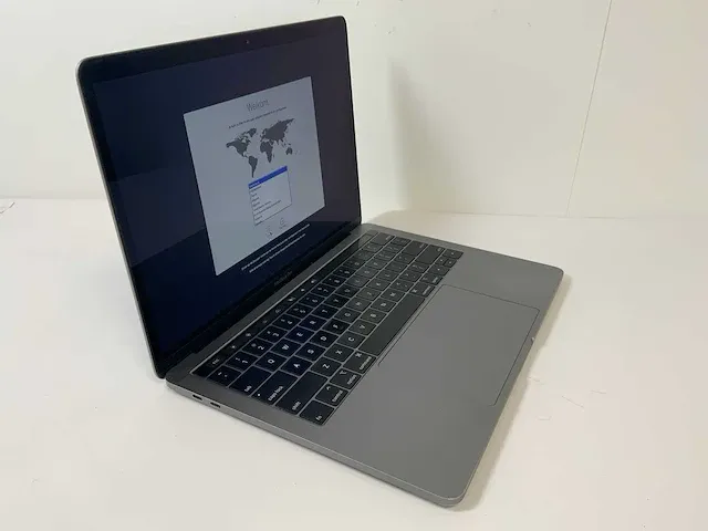 Apple macbook pro 13.3”, core(tm) i7 8th gen, 16 gb ram, 251 gb nvme laptop - afbeelding 3 van  6