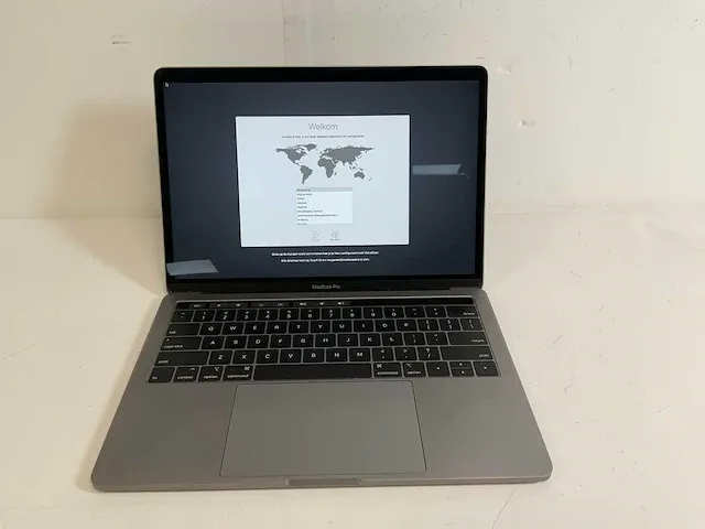 Apple macbook pro 13.3", core(tm) i7 8th gen, 16 gb ram, 251 gb nvme laptop - afbeelding 4 van  6