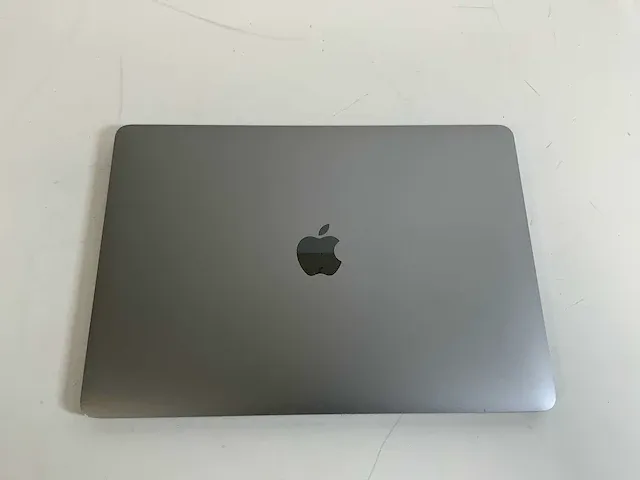 Apple macbook pro 13.3", core(tm) i7 8th gen, 16 gb ram, 251 gb nvme laptop - afbeelding 2 van  6