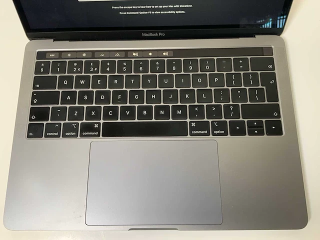 Apple macbook pro 13.3”, core(tm) i7 8th gen, 16 gb ram, 251 gb nvme laptop - afbeelding 4 van  7