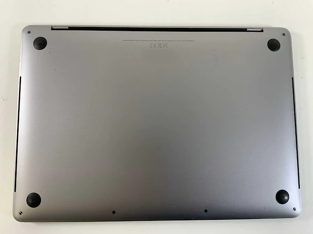 Apple macbook pro 13.3", core(tm) i7 8th gen, 16 gb ram, 251 gb nvme laptop - afbeelding 6 van  8