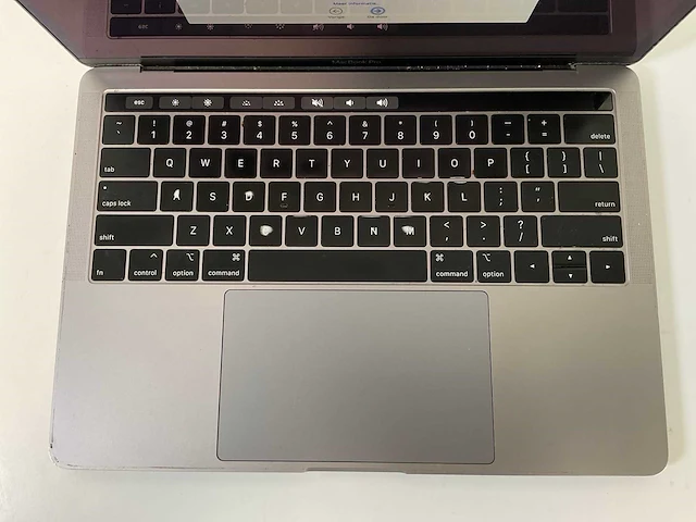 Apple macbook pro 13.3”, core(tm) i7 8th gen, 16 gb ram, 251 gb nvme laptop - afbeelding 4 van  8