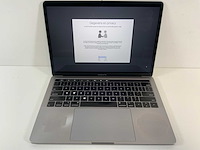 Apple macbook pro 13.3", core(tm) i7 8th gen, 16 gb ram, 251 gb nvme laptop - afbeelding 1 van  7
