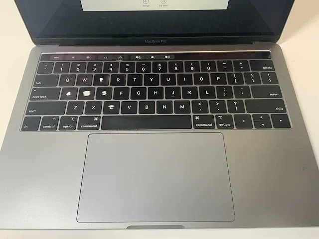 Apple macbook pro 13.3”, core(tm) i7 8th gen, 16 gb ram, 500 gb nvme laptop - afbeelding 4 van  6