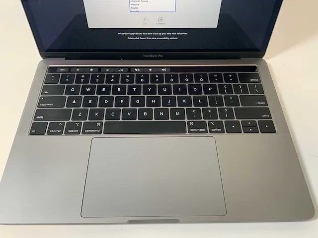 Apple macbook pro 13.3”, core(tm) i7 8th gen, 16 gb ram, 500 gb nvme laptop - afbeelding 4 van  6