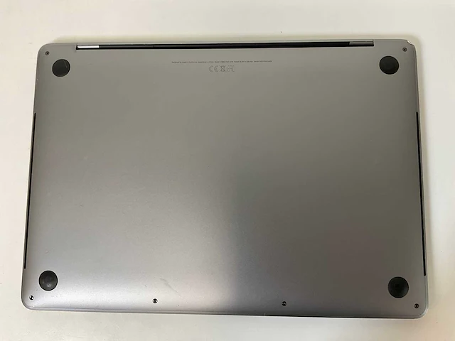 Apple macbook pro 13.3”, core(tm) i7 8th gen, 16 gb ram, 500 gb nvme laptop - afbeelding 6 van  8