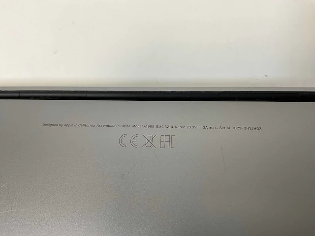 Apple macbook pro 13.3”, core(tm) i7 8th gen, 16 gb ram, 500 gb nvme laptop - afbeelding 7 van  8