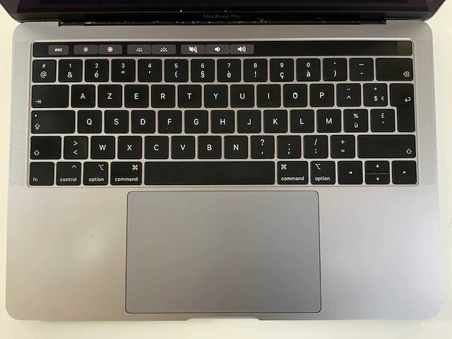 Apple macbook pro 13.3", core(tm) i7 8th gen, 16 gb ram, 500 gb nvme laptop - afbeelding 4 van  8