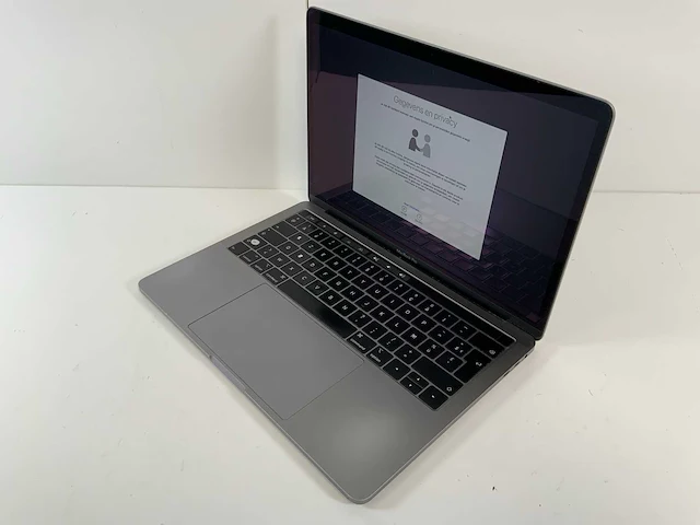 Apple macbook pro 13.3", core(tm) i7 8th gen, 16 gb ram, 500 gb nvme laptop - afbeelding 3 van  7