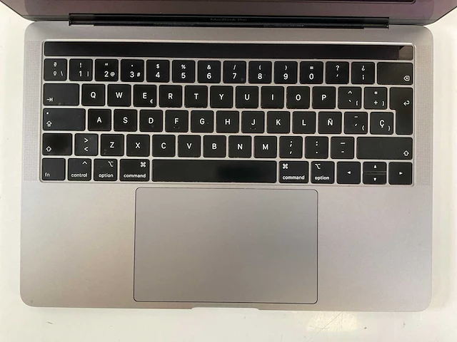 Apple macbook pro 13.3”, core(tm) i7 8th gen, 16 gb ram, 500 gb nvme laptop - afbeelding 4 van  7