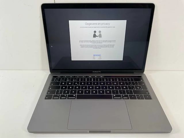 Apple macbook pro 13.3”, core(tm) i7 8th gen, 16 gb ram, 500 gb nvme laptop - afbeelding 1 van  7