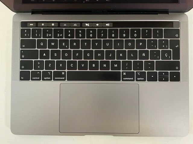 Apple macbook pro 13.3”, core(tm) i7 8th gen, 16 gb ram, 500 gb nvme laptop - afbeelding 4 van  7